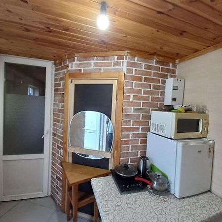 Дом С Удобствами Apartment Cherkasy Luaran gambar