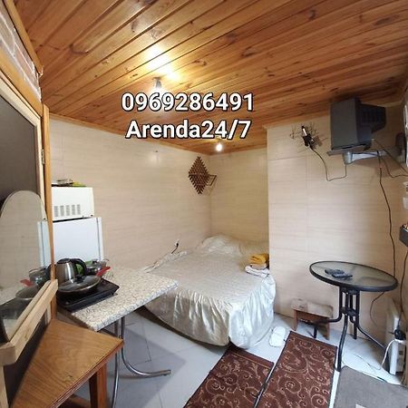 Дом С Удобствами Apartment Cherkasy Luaran gambar